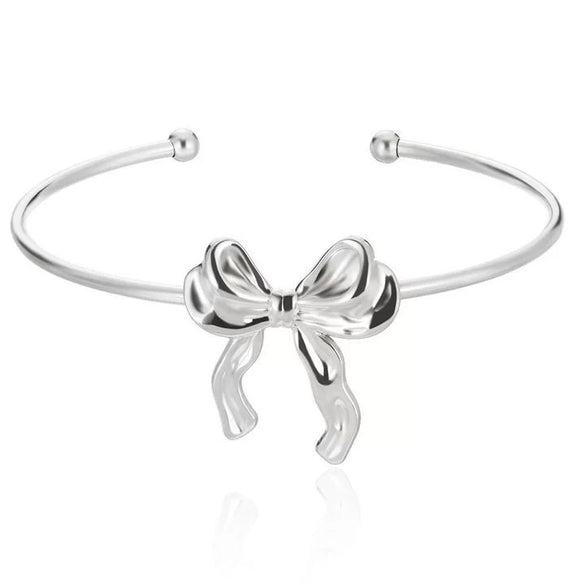 Wholesale Stainless Steel Bow Earrings And Clavicle Chain Set With 18K Gold Electroplating For Women