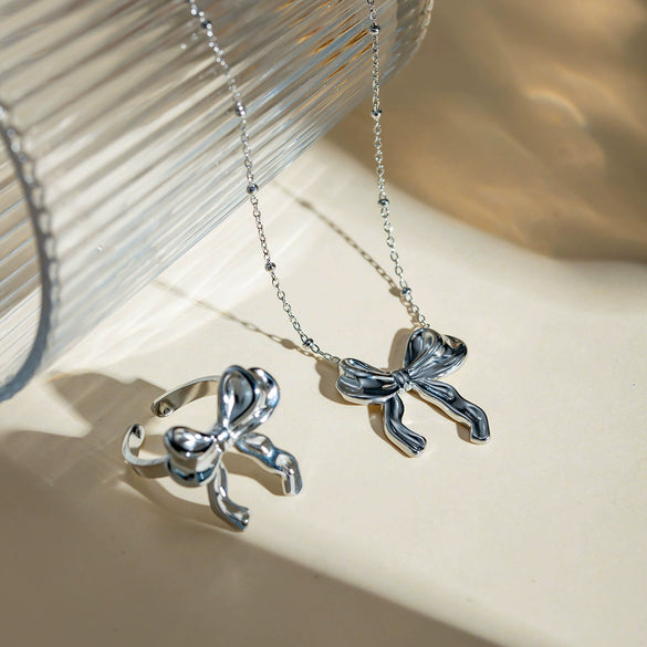 Wholesale Stainless Steel Bow Earrings With 18K Gold Electroplating Fashionable And Stylish For Women