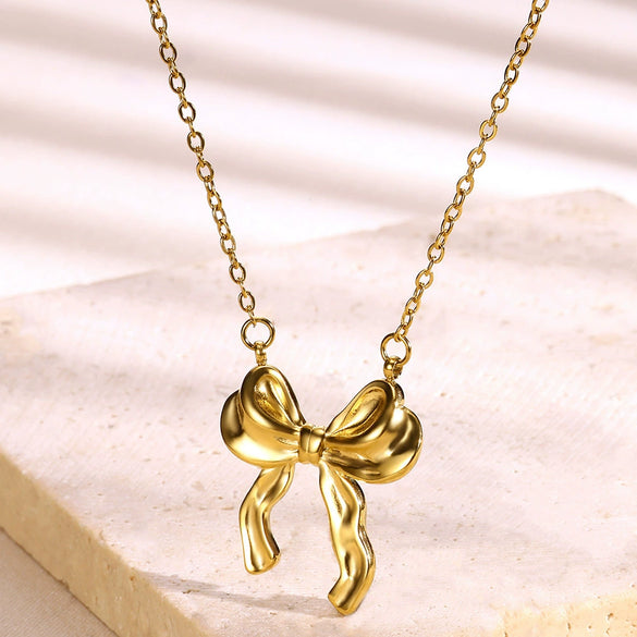 Wholesale Stainless Steel Bow Pendant Necklace With Electroplating Cute Cut Out Design For Women
