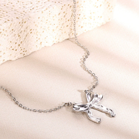 Wholesale Stainless Steel Bow Pendant Necklace With Electroplating Cute Cut Out Design For Women