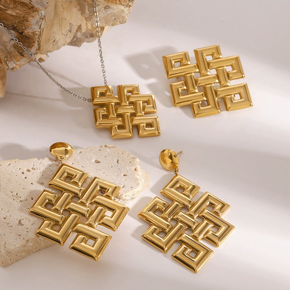 Wholesale Stainless Steel Celtic Knot Hollow Jewelry With Electroplating For Women Necklace And Earrings With Original Design Sense And Classic Texture