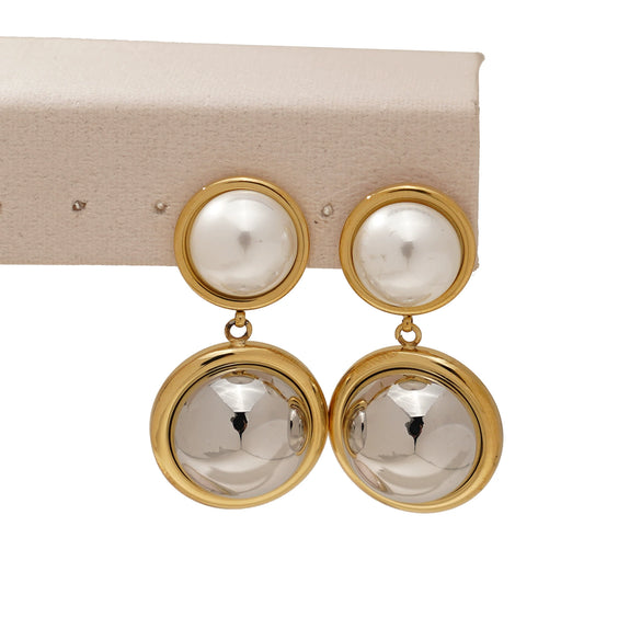 Wholesale Stainless Steel Color Matching Round Pearl Earrings With Geometric Design And Electroplating