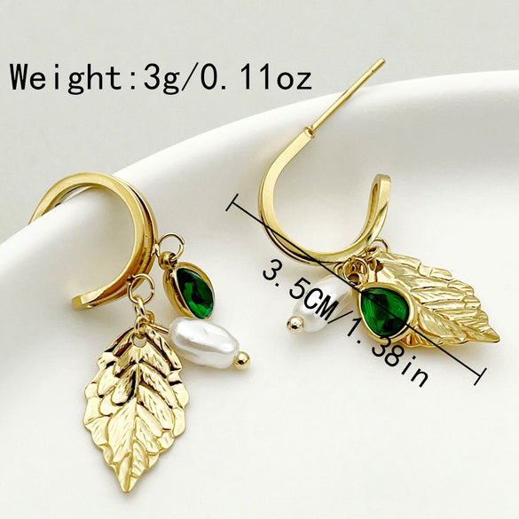 Wholesale Stainless Steel Cshaped Pearl Earrings With Geometric Pattern And Pastoral Style Electroplated