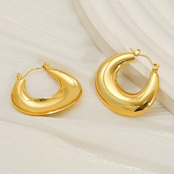 Wholesale 316L Stainless Steel Cshaped Retro Style Electroplated Women's Earrings