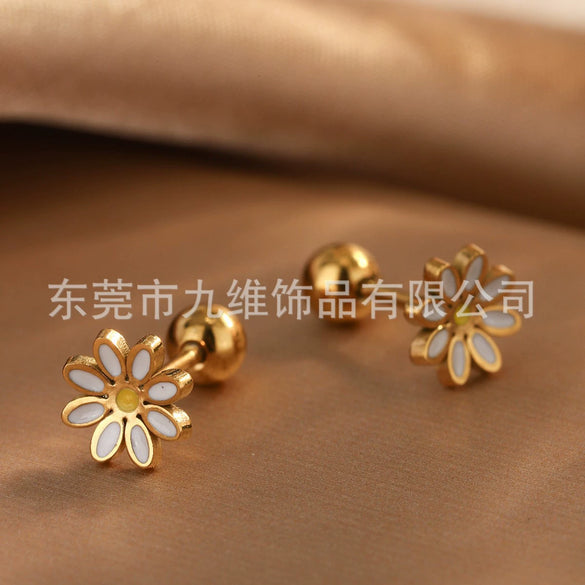 Wholesale Stainless Steel Daisy Flower Earrings Electroplated Minimalist Style For Women