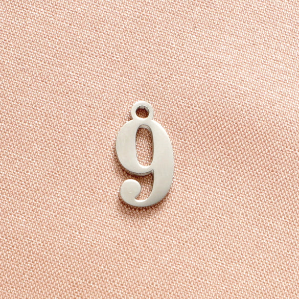 Wholesale Stainless Steel Digital Pendant Necklace Jewelry Accessories With Electroplating And Letters Numbers Text Pattern