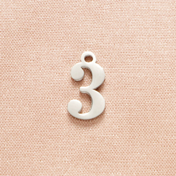Wholesale Stainless Steel Digital Pendant Necklace Jewelry Accessories With Electroplating And Letters Numbers Text Pattern