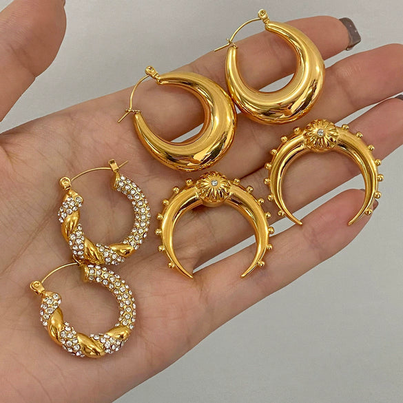 Wholesale Stainless Steel Double C Earrings With Geometric Style And Electroplating For Women