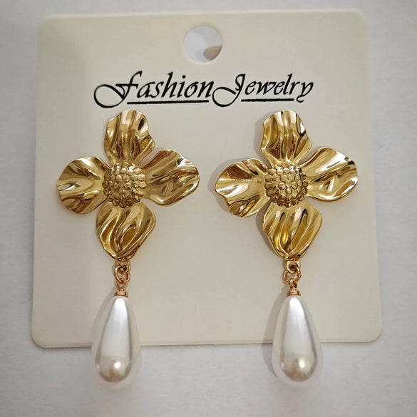 Wholesale Stainless Steel Earrings For Women With Leaf And Geometric Patterns Electroplated Design