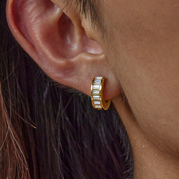 Wholesale Stainless Steel Earrings With Geometric Pattern 18K Gold Electroplated And Square White Diamond