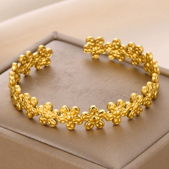 Wholesale Stainless Steel Electroplated Adjustable Open Bracelet For Women Exaggerated Highend And Personality Style