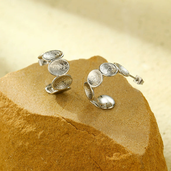 Wholesale Stainless Steel Electroplated Cshaped Earrings Retro Style For Women