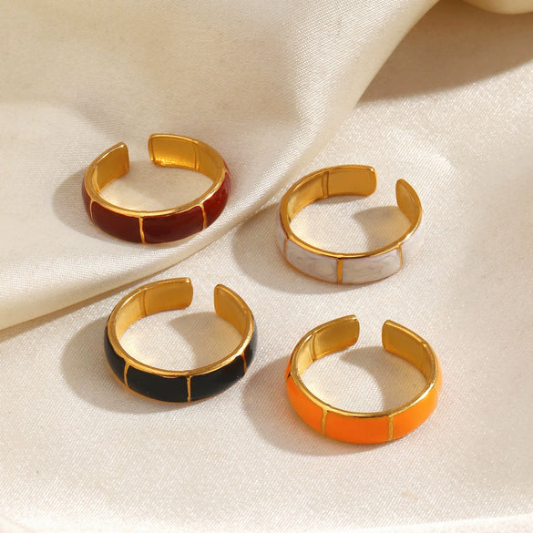 Wholesale Stainless Steel Electroplated Flower Pattern Ring For Women