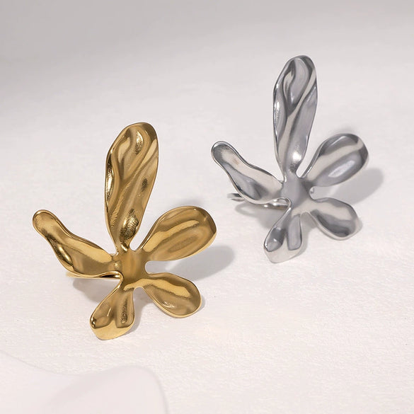 Wholesale Stainless Steel Electroplated Flowershaped Open Ring Hand Jewelry For Women