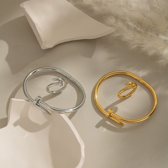 Wholesale Stainless Steel Electroplated Geometric Nailshaped Bracelet And Ring Set For Women