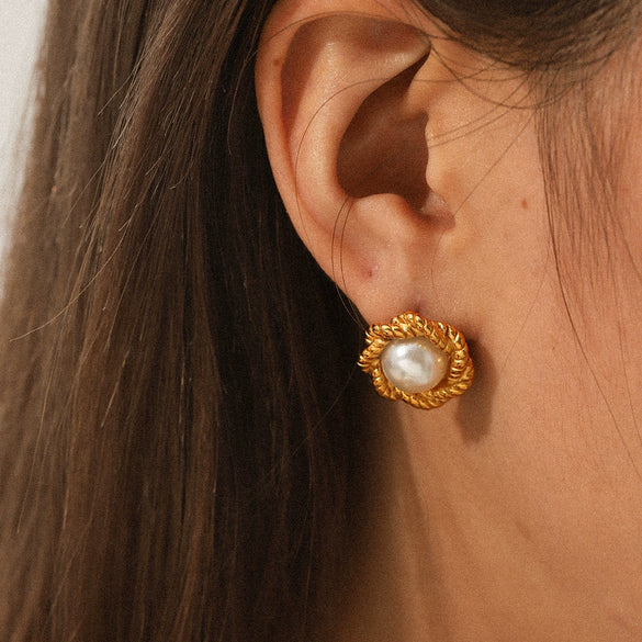 Wholesale Stainless Steel Electroplated Ins Style Geometric And Flower Pattern Women's Earrings