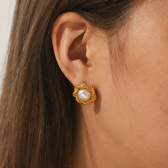 Wholesale Stainless Steel Electroplated Ins Style Geometric And Flower Pattern Women's Earrings