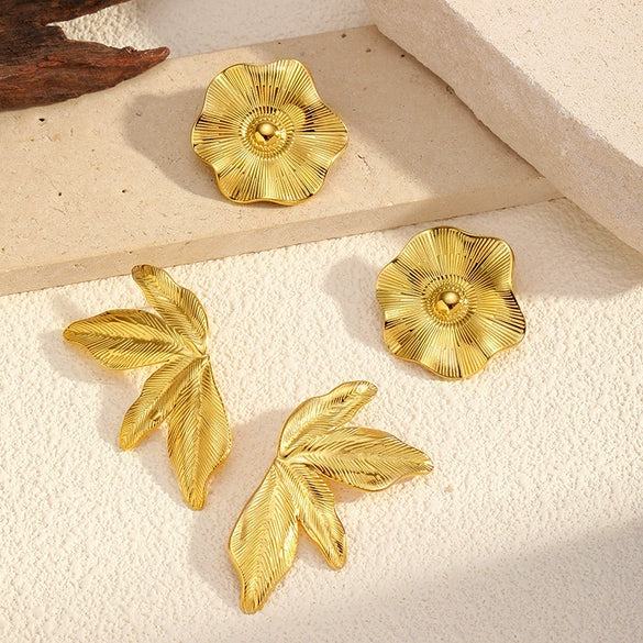 Wholesale Stainless Steel Electroplated Leaf And Flower Earrings For Women