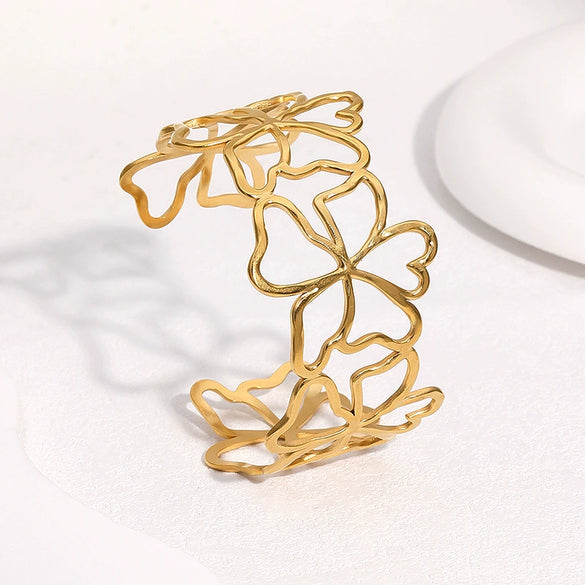 Wholesale Stainless Steel Electroplated Open Bracelet With Hollow Flower Design Simple Style Accessories