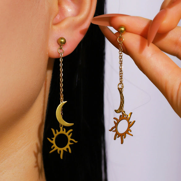 Wholesale Stainless Steel Electroplated Sun Moon Stars Clouds Universe Pattern Accessories Set For Women