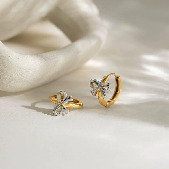 Wholesale Stainless Steel Electroplated Twotone Sweet Bow Colorblocking Earrings Simple Versatile