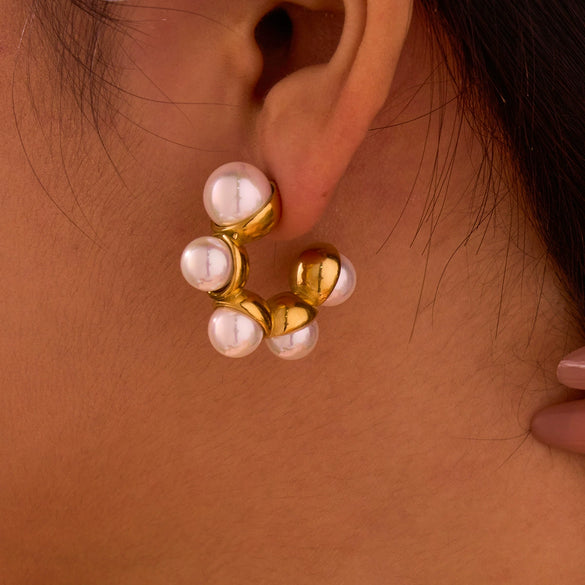 Wholesale Stainless Steel Fashion Luxury Niche Design Ushaped Geometric Imitation Pearl Earrings With Electroplating