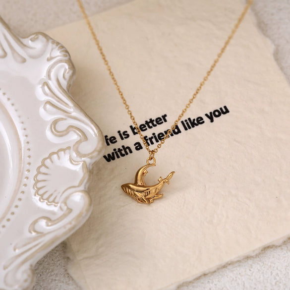 Wholesale Stainless Steel Fashion Sun Moon Whale Pendant Necklace With Drop Shape And Star Pattern Electroplated 18K Gold Color Preservation