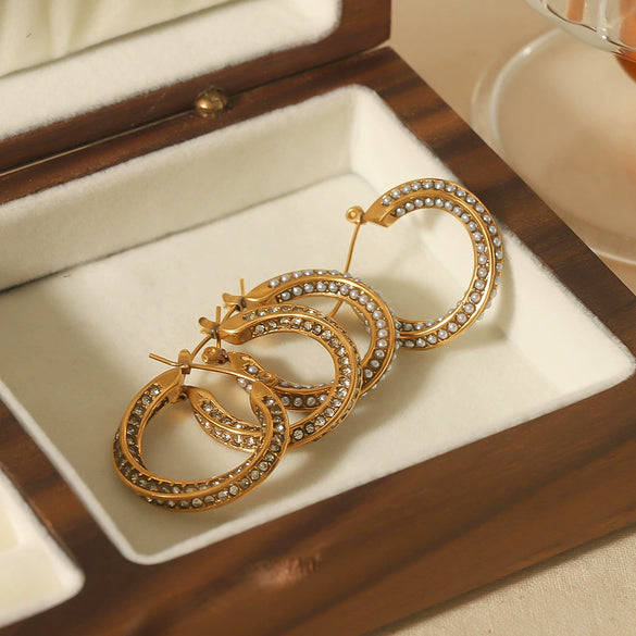 Wholesale Stainless Steel Fashion Unisex Ushaped Twisted Diamondembedded Earrings
