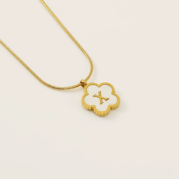 Wholesale 316L Stainless Steel Five Leaf Clover Letter Pendant Necklace With Electroplating Fashion Jewelry For Women