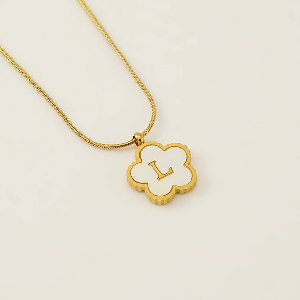 Wholesale 316L Stainless Steel Five Leaf Clover Letter Pendant Necklace With Electroplating Fashion Jewelry For Women