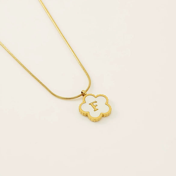 Wholesale 316L Stainless Steel Five Leaf Clover Letter Pendant Necklace With Electroplating Fashion Jewelry For Women