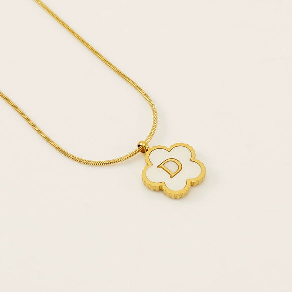 Wholesale 316L Stainless Steel Five Leaf Clover Letter Pendant Necklace With Electroplating Fashion Jewelry For Women