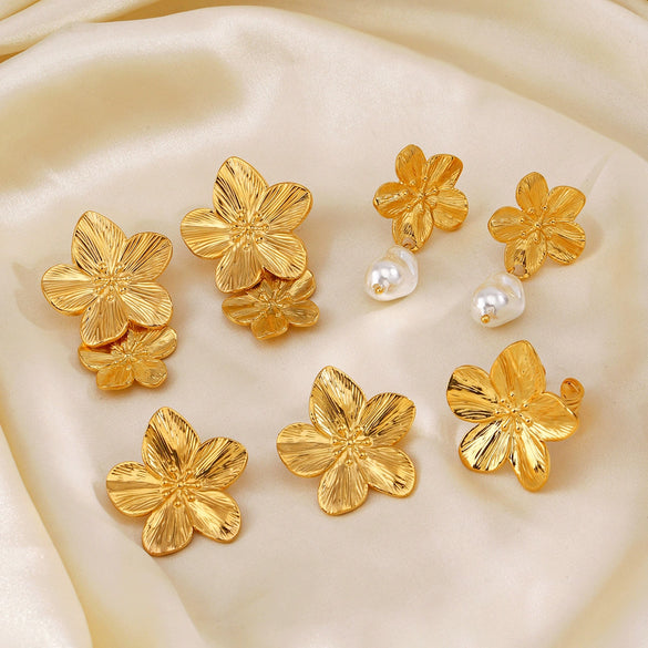 Wholesale Stainless Steel Flower Earrings For Women With Electroplating And Exaggerated Retro Design