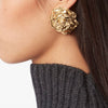 Wholesale Stainless Steel Flower Earrings With Retro Style And Geometric Pattern Electroplated
