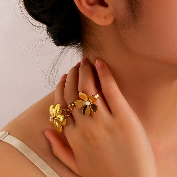 Wholesale Stainless Steel Flower Geometric Ring With 18K Furnace Vacuum Plating Opening Adjustable For Women