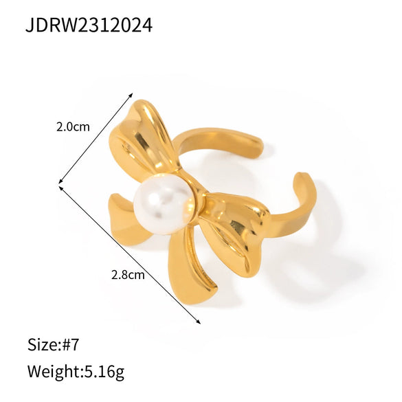 Wholesale Stainless Steel Flower Pearl Ring With Geometric Design And Electroplating Treatment For Women