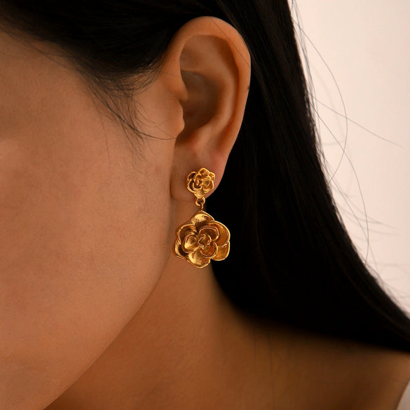 Wholesale Stainless Steel Flower Pendant Earrings With Electroplating For Women