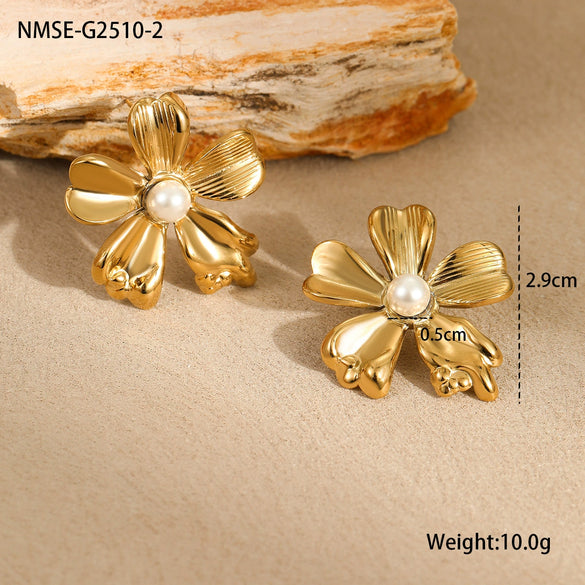 Wholesale Stainless Steel Flower Shape Fashion Retro Exaggerated Electroplated Women's Earrings