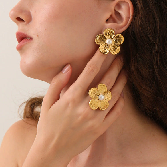 Wholesale Stainless Steel Flower Shape Jewelry Set 18K Gold Plated For Women