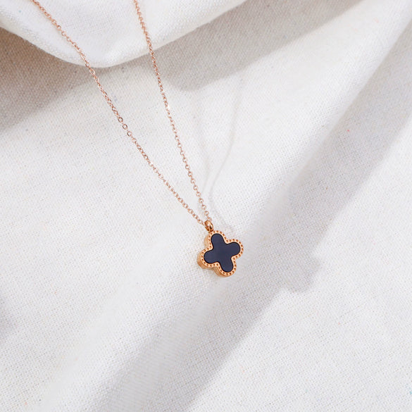 Wholesale Stainless Steel Four Leaf Clover Pendant Necklace Electroplated Unisex Jewelry