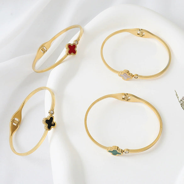 Wholesale Stainless Steel Fourleaf Clover Fashion Electroplated Women's Bracelet