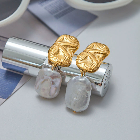 Wholesale Stainless Steel Freshwater Pearl Earrings With Geometric Pattern And Electroplating For Women