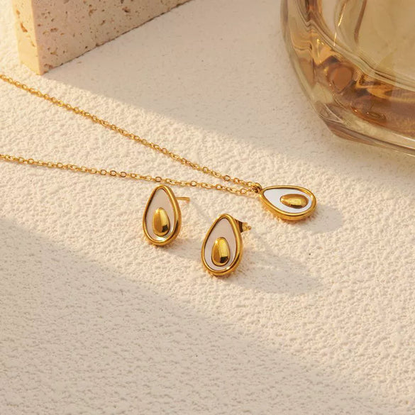Wholesale Stainless Steel Fruit Pattern Jewelry Set For Women With Electroplating Necklace And Earrings