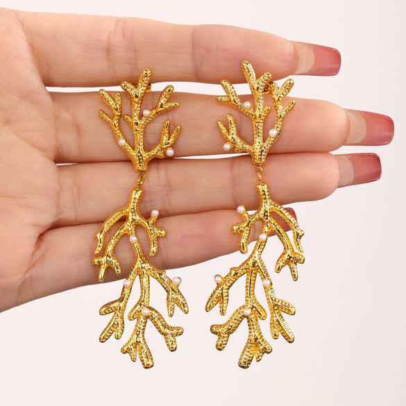 Wholesale 316L Stainless Steel Geometric Coral Shaped Light Luxury Electroplated Women's Earrings