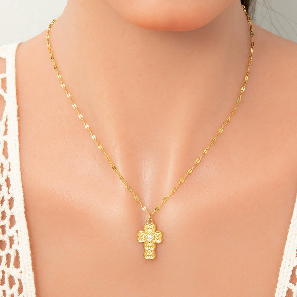 Wholesale Stainless Steel Geometric Cross Clavicle Chain Jewelry With 18K Gold Electroplating For Women