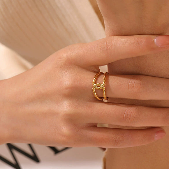 Wholesale Stainless Steel Geometric Cross Opening Adjustable Ring For Women 18K Gold Plated