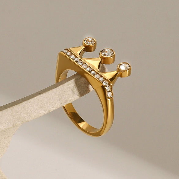 Wholesale Stainless Steel Geometric Crown Inlaid Zircon Ring With 18K Gold Electroplating For Women