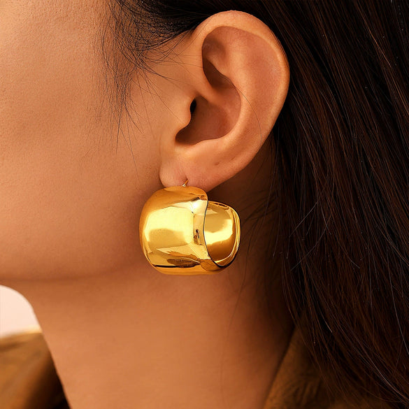 Wholesale Stainless Steel Geometric Ctype Pvd Plated Gold Fadeless Fashion Earrings For Women