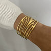 Wholesale Stainless Steel Geometric Electroplated Exaggerated Hollow Bracelet Jewelry
