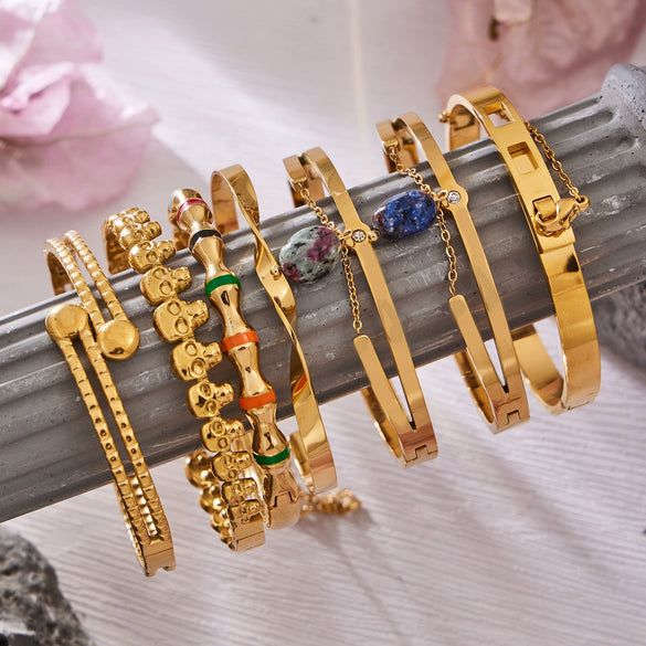 Wholesale Stainless Steel Geometric Electroplated Gold Pendant Clasp Bracelet Set Accessories